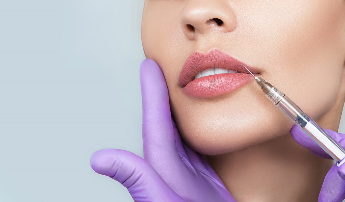 Botox treatments at Dental House and Aesthetics offer numerous benefits for both cosmetic and therapeutic purposes.